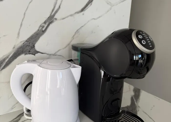 Uoga Apartamentas, Mano Jura 2 *