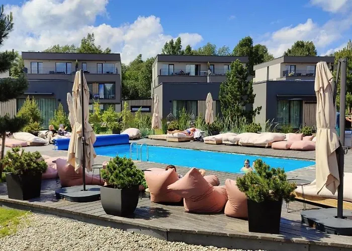 Uoga Apartamentas, Mano Jura 2 * パランガ